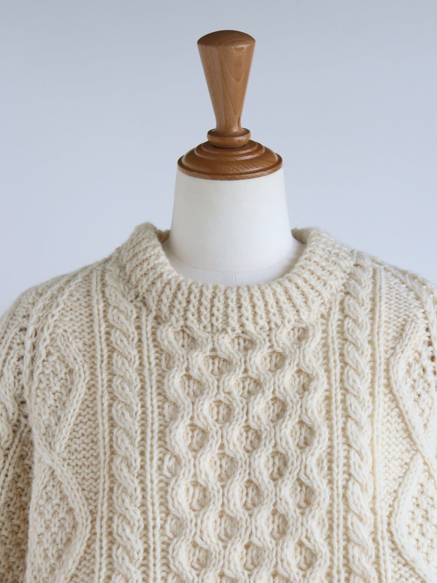 Reborn ヴィンテージペプラムニット《Luna》 – GIRLISH