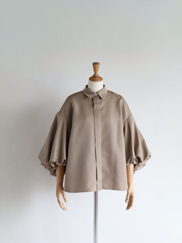 St.cecilia ロングブロウシャツ