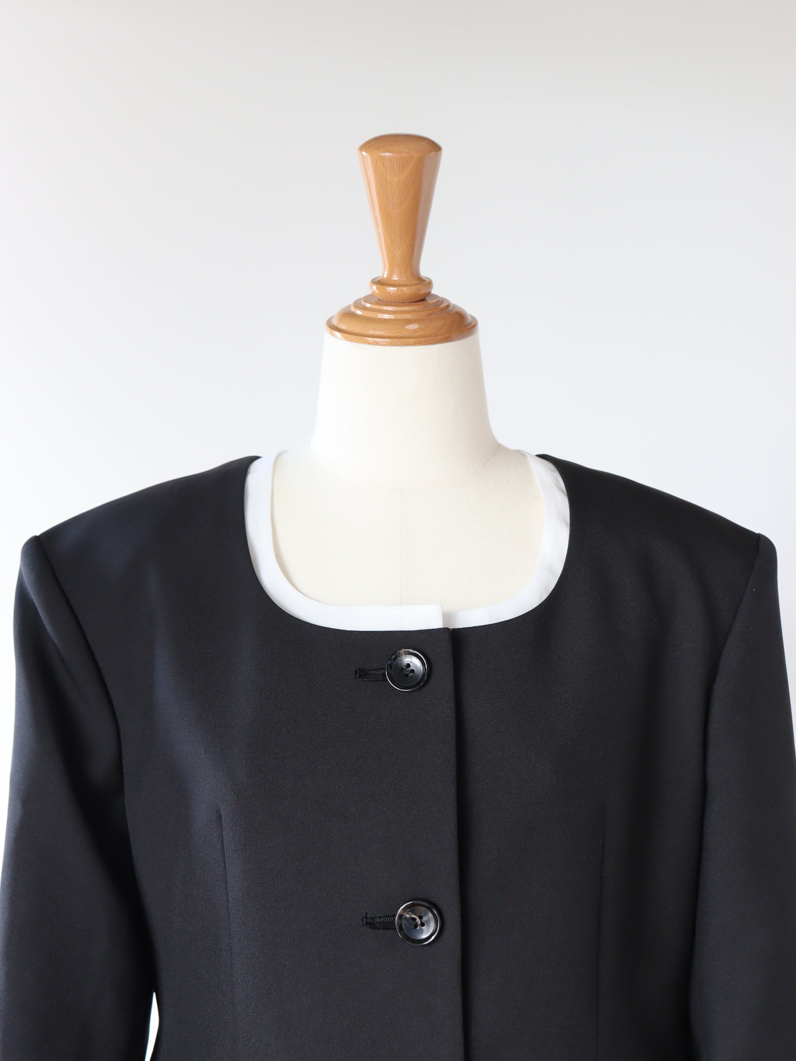 【GIRLISH St.cecilia 】リボタンジャケット　ブラック St.cecilia グレースジャケット – GIRLISH