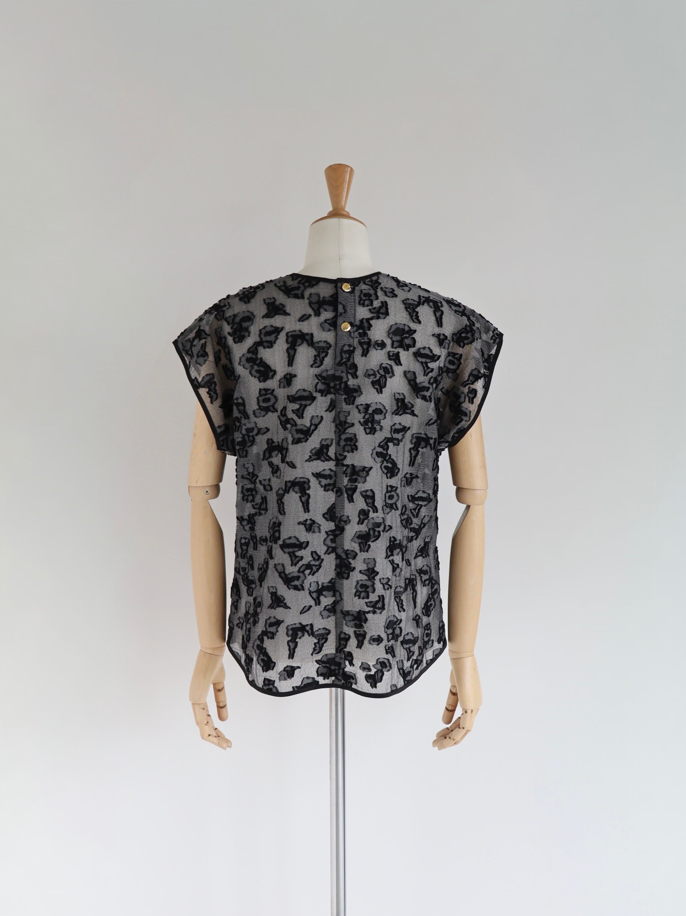 St.cecilia BLACK LINE フィオレブラウス – GIRLISH