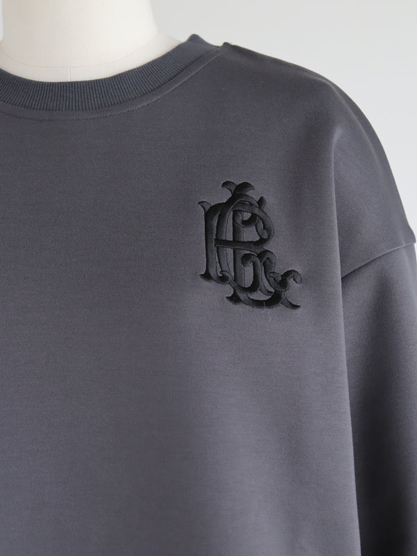 GIRLISH モノグラムプルオーバー