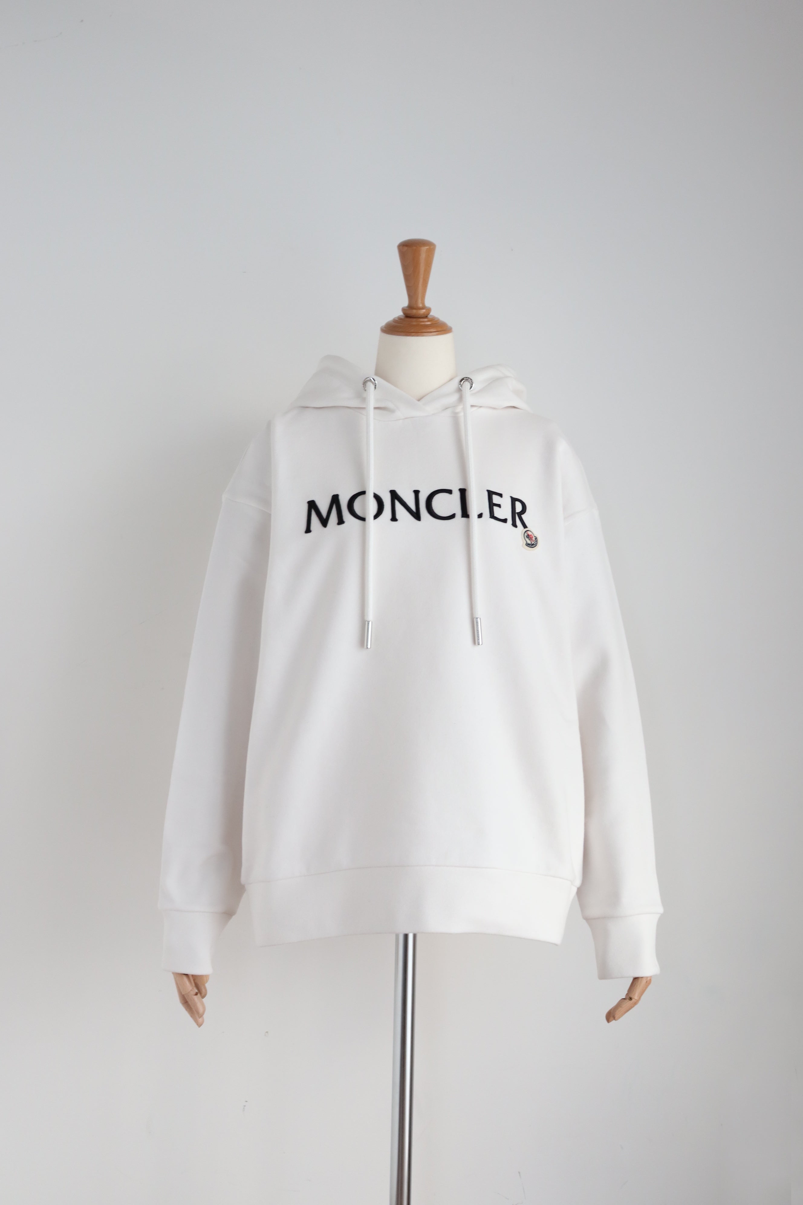 MONCLER フーディー – Girlish